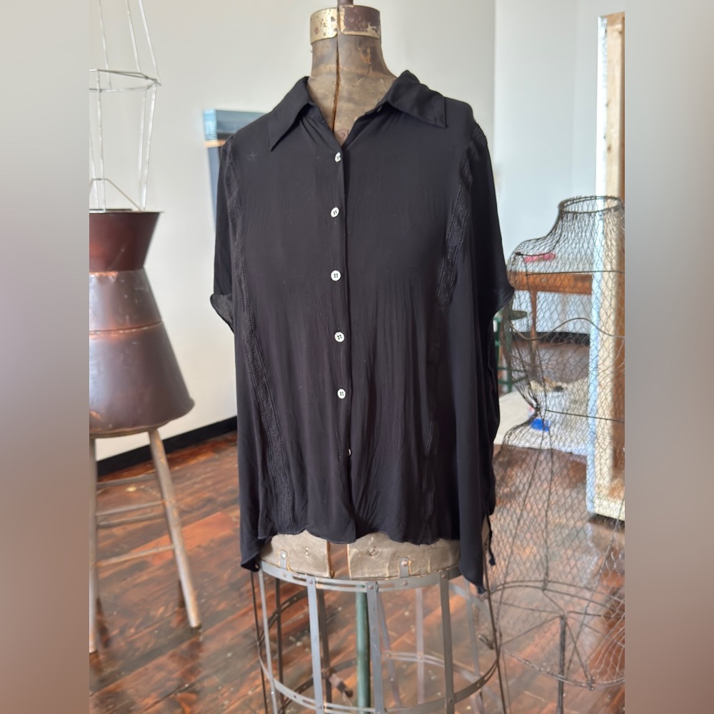 Woman’s Contemporary Guayabera